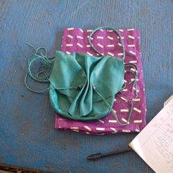 Vintage 1970's Genuine Leather Cross bag.