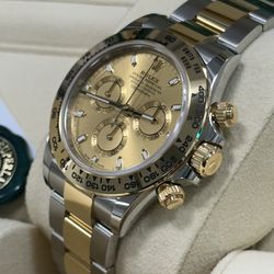 Rolex Daytona Champagne dial