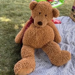 Huge Bear Non Smoking Home Clean Great Condition 