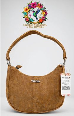 Bolso Artesanal de piel de gamuza  chico.