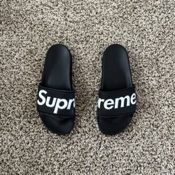Supreme Slides Size 8 Men’s 