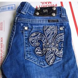 Miss Me Size 27 Like New