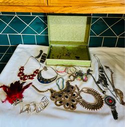 Jewelry Lot of 20 Items