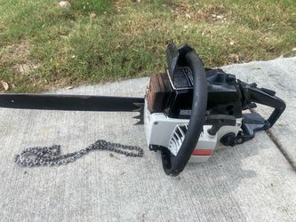 Chainsaw para partes o para arreglar tiene fuerza pero no prende se vende cmo está