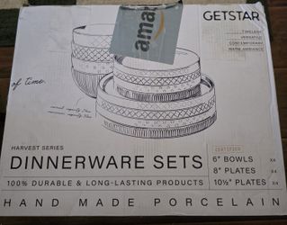 Getstar dinnerware set for 4 (12 pc set) 1 bowl cracked
