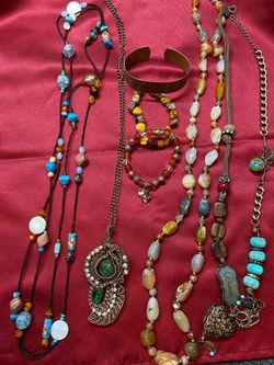 Handcrafted Southwest Jewelry Lot – 4 Necklaces & 4 Bracelets Turquoise, Agate & Natural Stone
