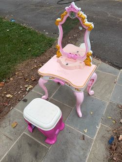 Ultimate Disney Musical Messages Vanity with Stool