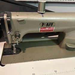Pfaff Industrial Sewing Machine + Table + ½ HP Clutch Motor — Heavy-Duty Upholstery / Leather / Canvas