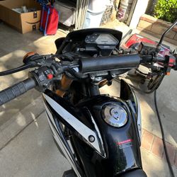 250cc Dirt bike OR BEST OFFER