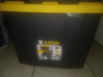 27 Gallon Heavy Duty Storage Tote