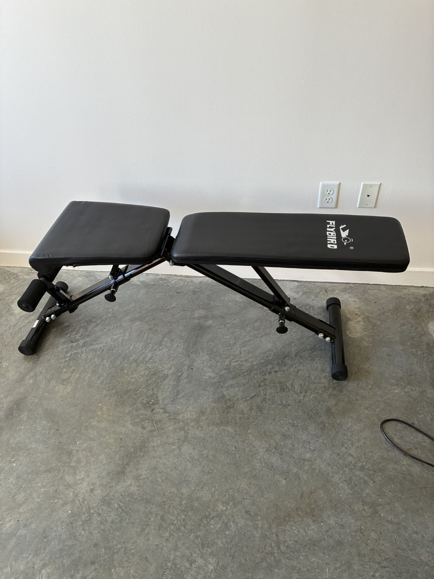 Weight bench