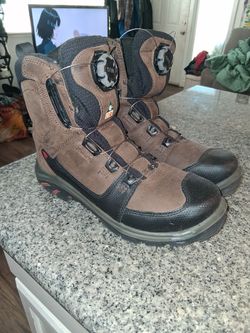 Red Wing Tradesman Brown 8-Inch BOA Work boots Size 9.5EE