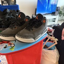 Jordans size 1.5 kids