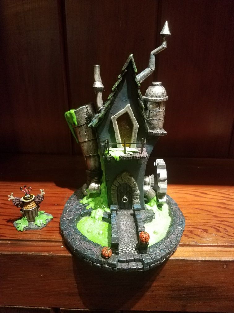 NBC SLIME FACTORY HOUSE Nightmare Before Christmas Hawthorne Village Collection with Harlequin Demon Disney RARE