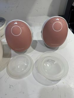 Momcozy portable breast pump.
