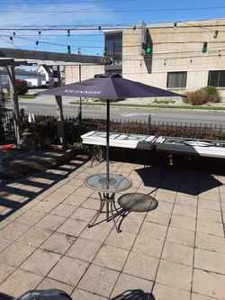 Outdoor commercial patio tables