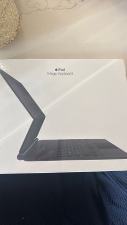 iPad Magic Keyboard- brand new!!!