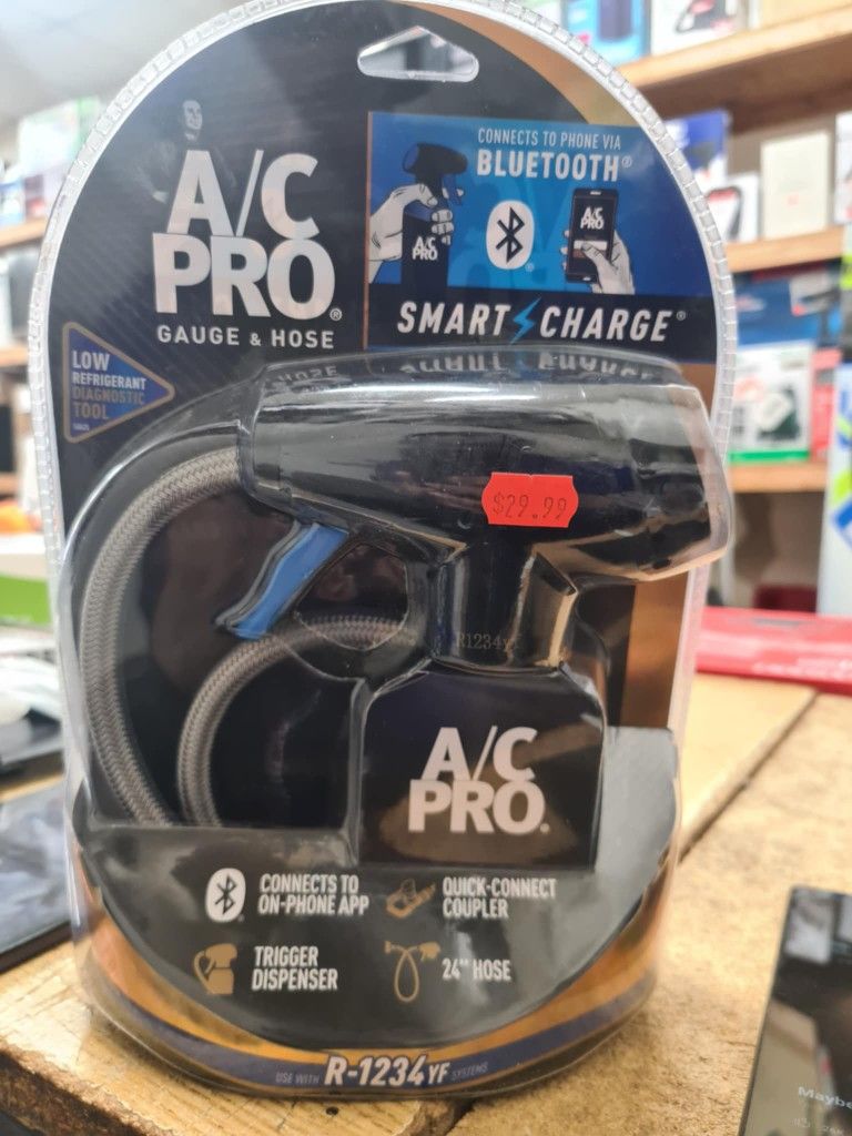 A/C Pro® R-1234yf Smartcharge Gauge and Hose