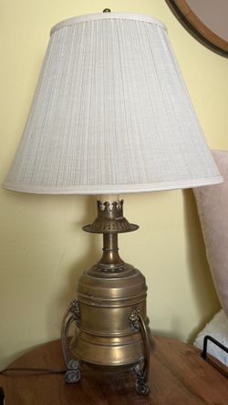 Vintage Style Brass Table Lamp with Shade