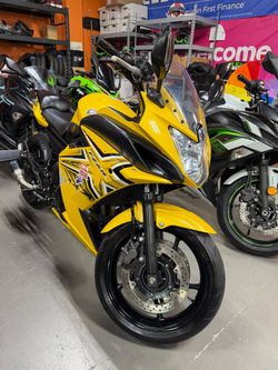 2009 Yamaha FZ6R - 600cc 4 inline || Cash and Finance available