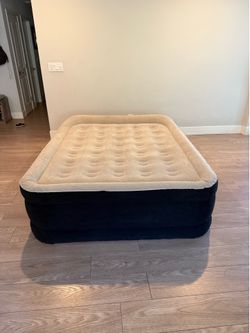 King Koil Air Mattress- Queen