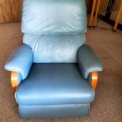 Teal  Leather Lazy Boy Swivel Rocker Recliner