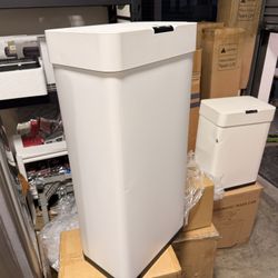 21 Gallon Automatic Trash Can – Motion Sensor Lid (80L)