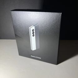  Galaxy Z Fold6 - 512 GB - Crafted Black (Unlocked) - New and Sealed