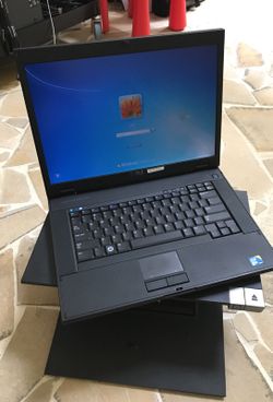 Dell e5500 laptop notebook + docking station.