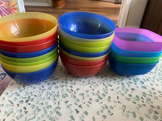 20 plastic bowls - make offer