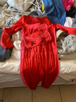 Size small owlette costume
