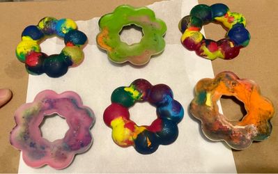 Upcycled Donut Ring Crayons