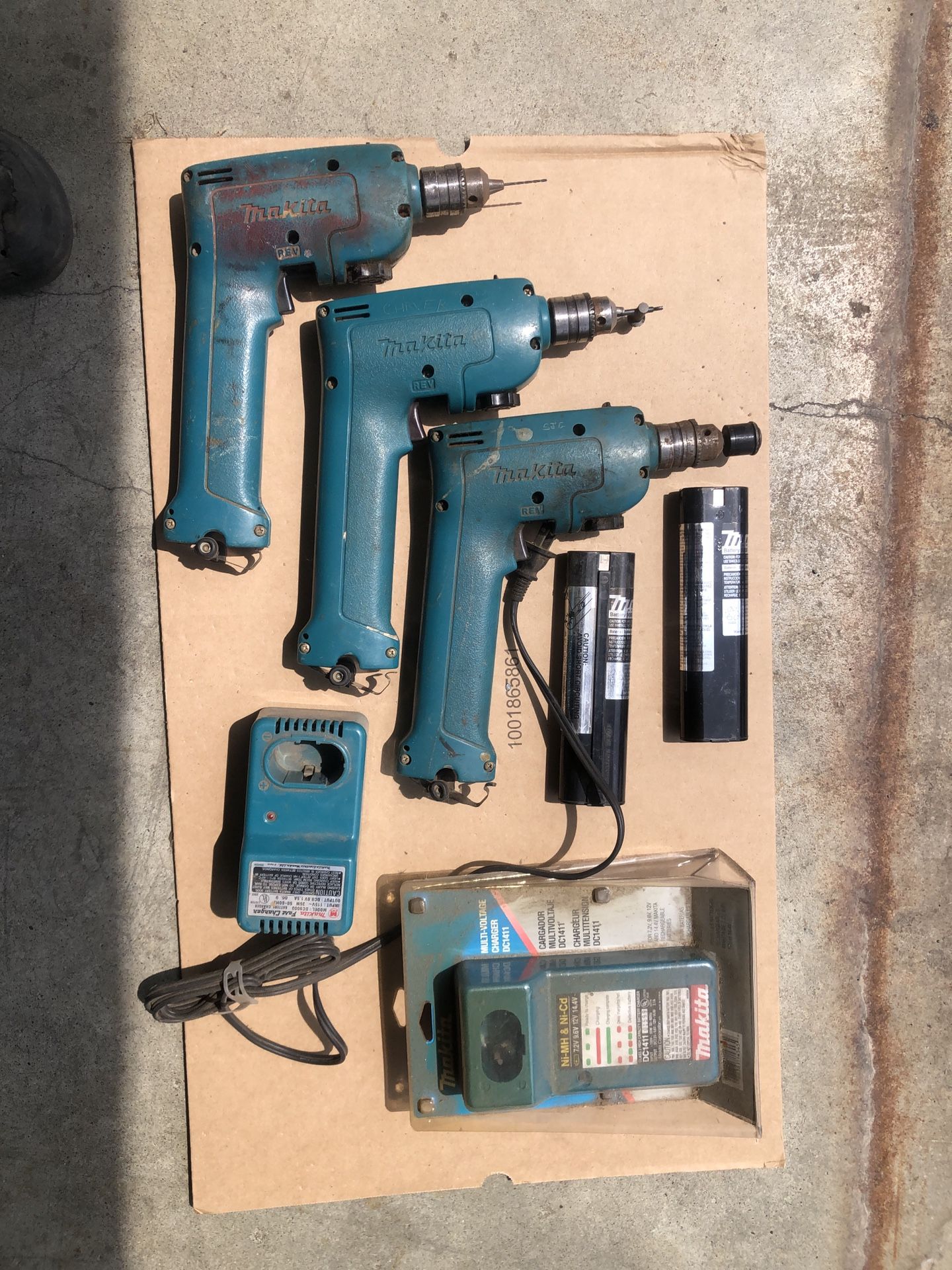 3 Makiita Cordless Drill Motors W/2 Batteries And 2. Chargers