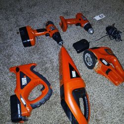 5 Piece Black&Decker Tool Set