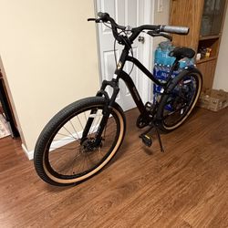 Schwinn Vega SE 27.5" Wheels Adult Comfort Hybrid Bike