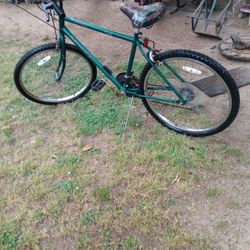 Huffy Superial 15 Speed Bike 