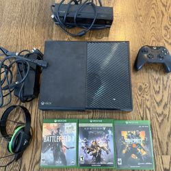 Xbox one with accessories !!NEED GONE ASAP!!