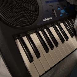 Casio Piano Keyboard 