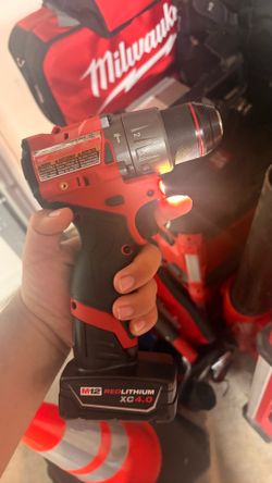 Milwaukee M12 drill