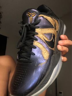 Eggplant kobe 5s size 8.5 men