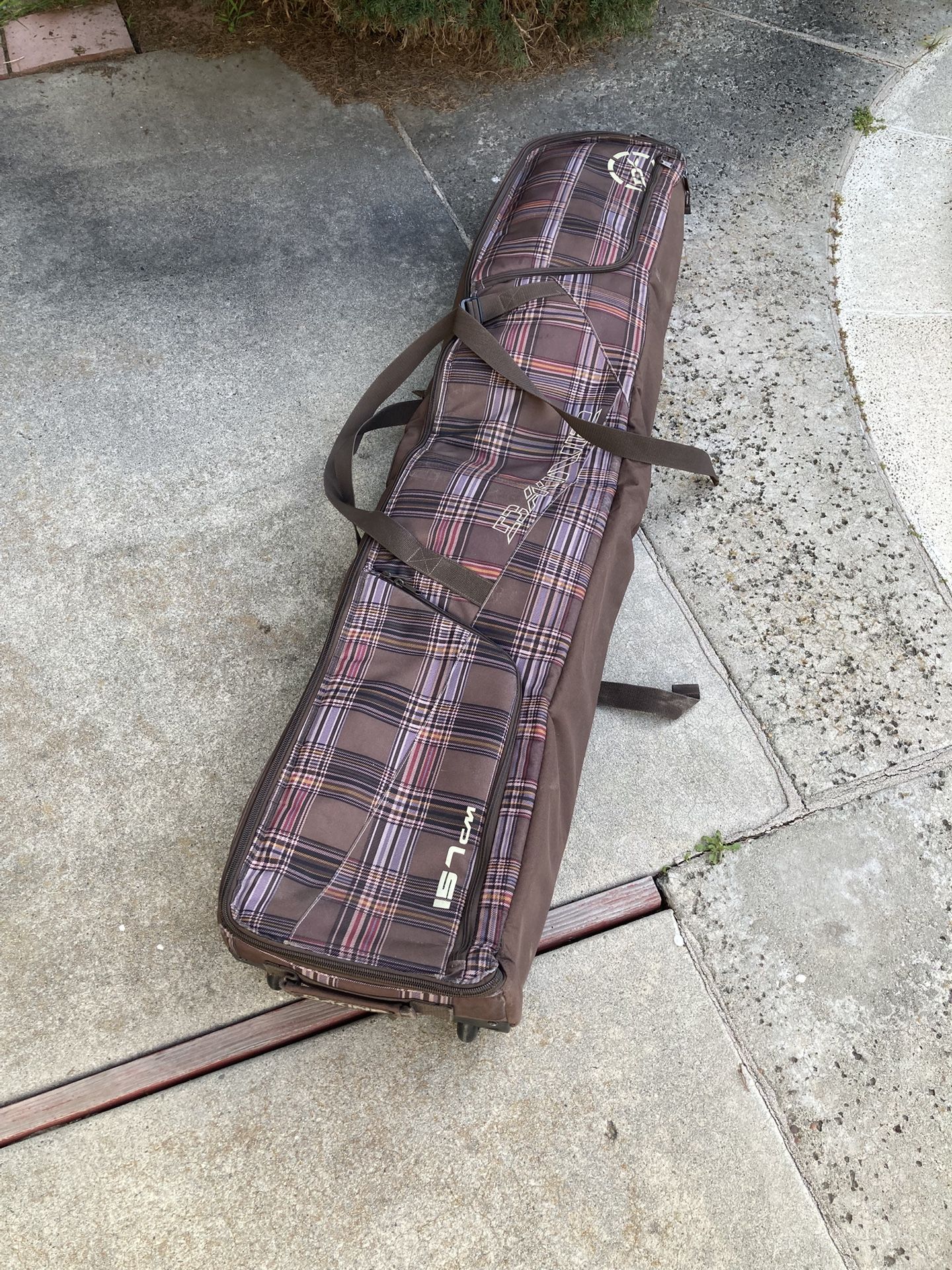 Snowboard Bag W/wheels