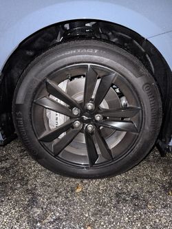 Mustang GT 2025 Wheels And Tires