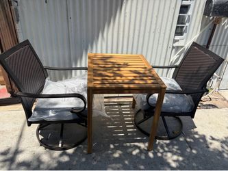 Aluminum Frame Outdoor Dining Chairs and Acacia Wood Dining Table ,360-Degree Swivel Chair with 3.1 in. Thickness Gray Cushion (Set of 3)