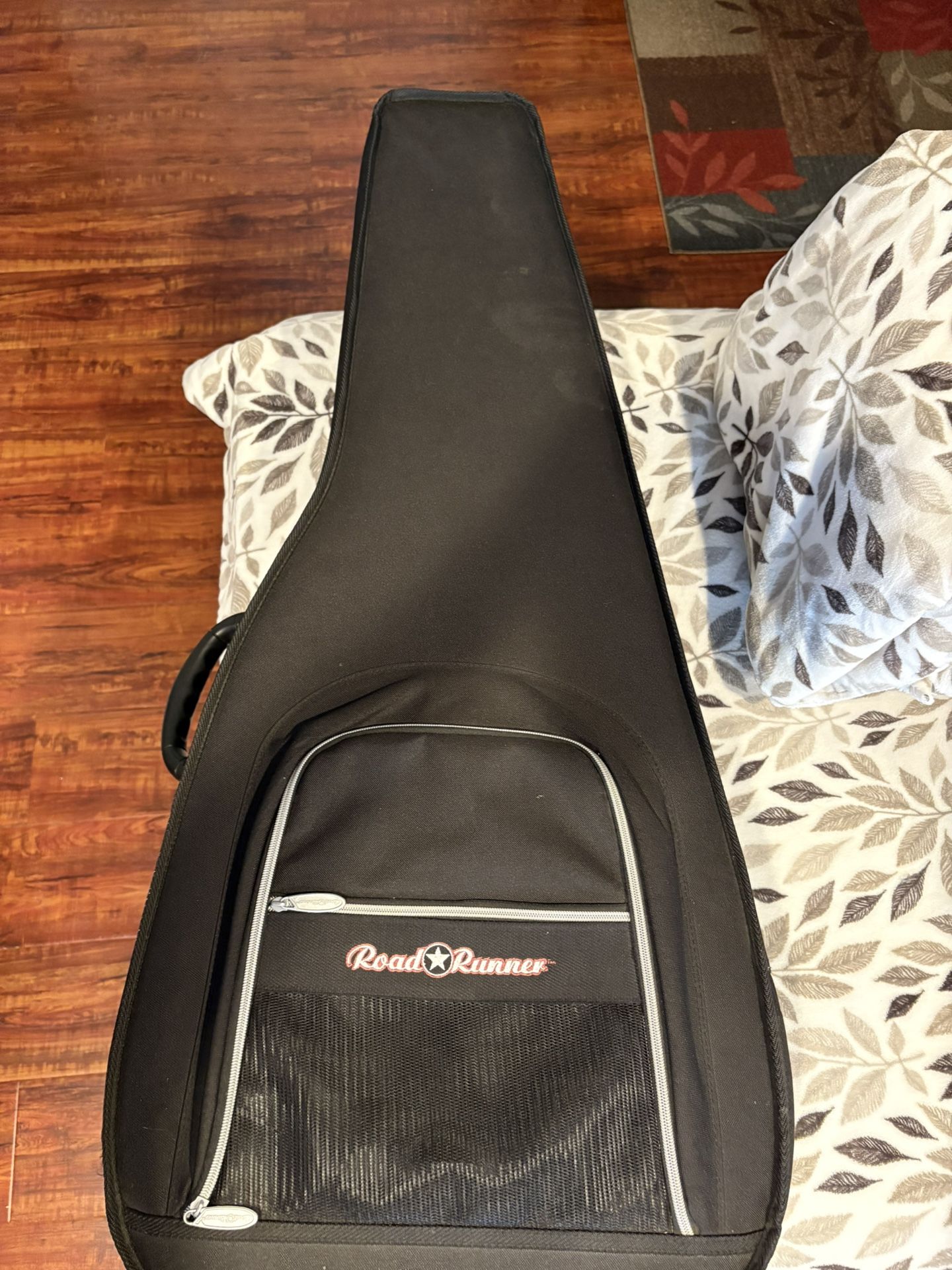Roadrunner Acoustic Guitar Soft case Guitar Case Fits Small Guitar