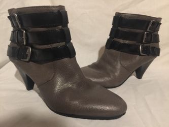 Nine West ankle boots size 9.5 new