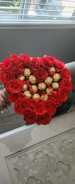 Eternal Roses In Red