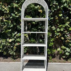 Mykes Finds: Arched White Wicker Boho Chic Etagere