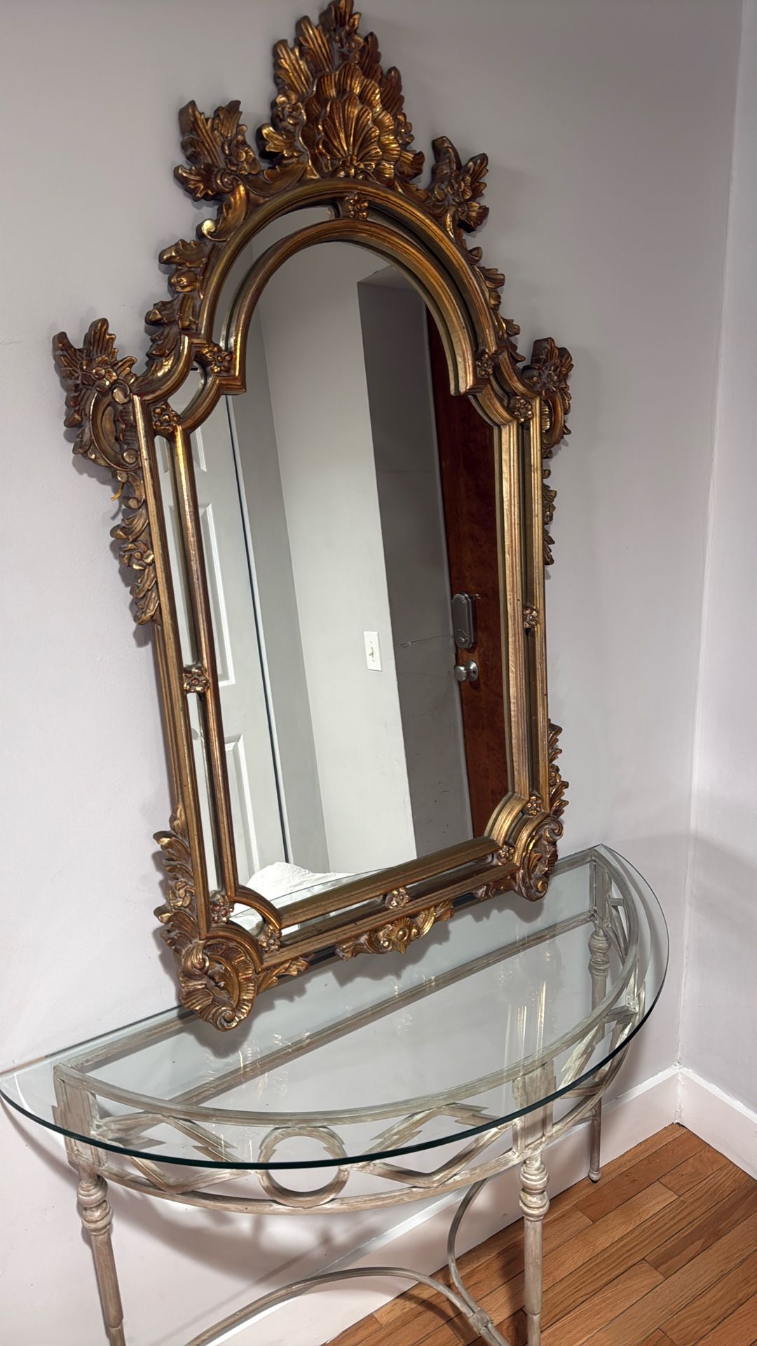 Mirror And Entry Table