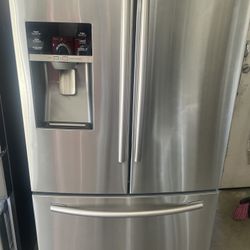 Samsung Refrigerator Everything Works Fine 