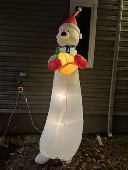9’ Christmas Inflatables